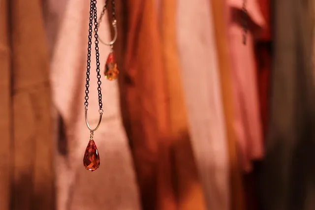 Collier liberty et breloque plaqué argent - Hanaé - Côté Filles